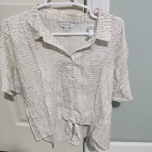 Nine West Women's Beige Patterned Button Down Shirt